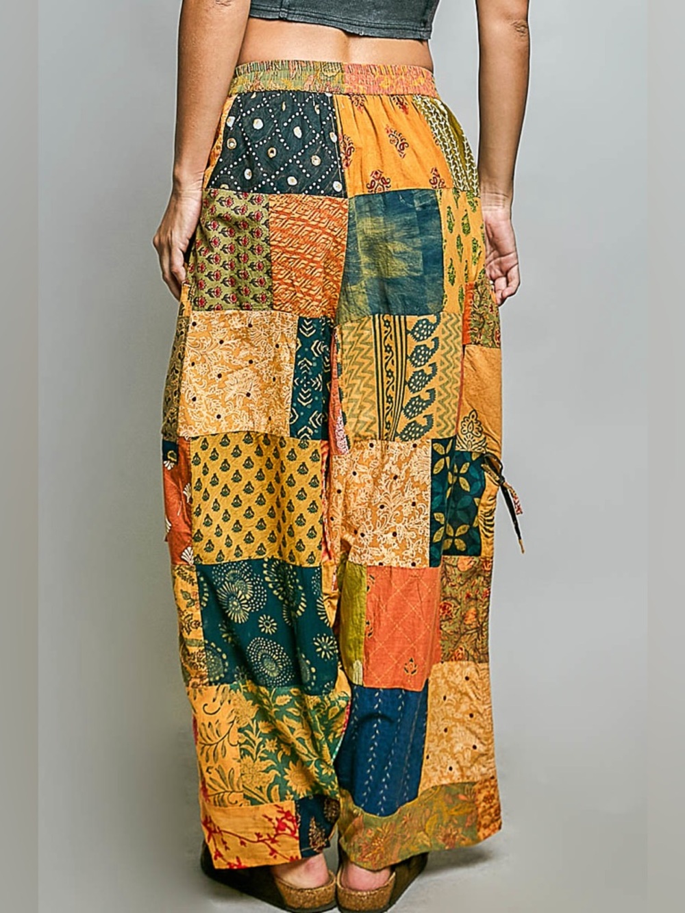 🧡 Hello Gorgeous!POL Printed Patchwork Wide Leg Pants Adjustable Side Drawstring - Picture 3 of 9